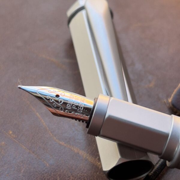 Vertex Fountain Pen - Image 4